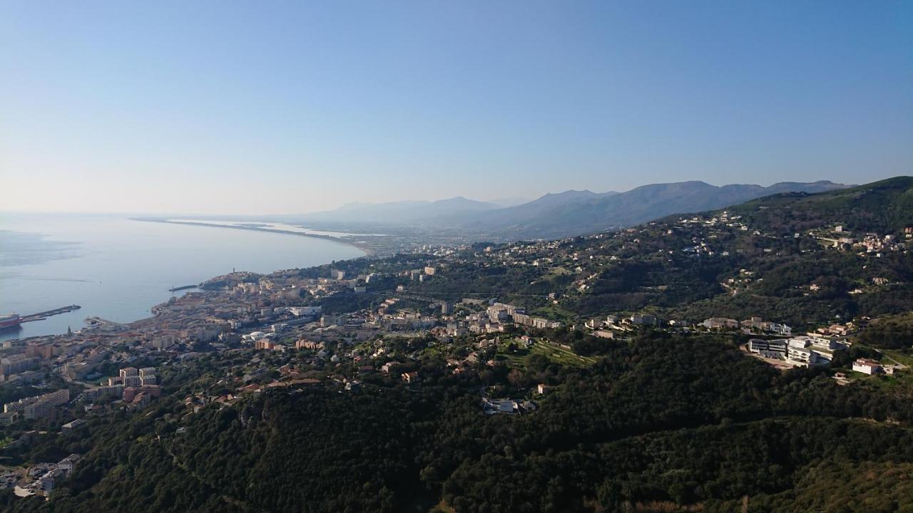 Апартаменты A Tana Di A Volpe Ville-di-Pietrabugno Экстерьер фото